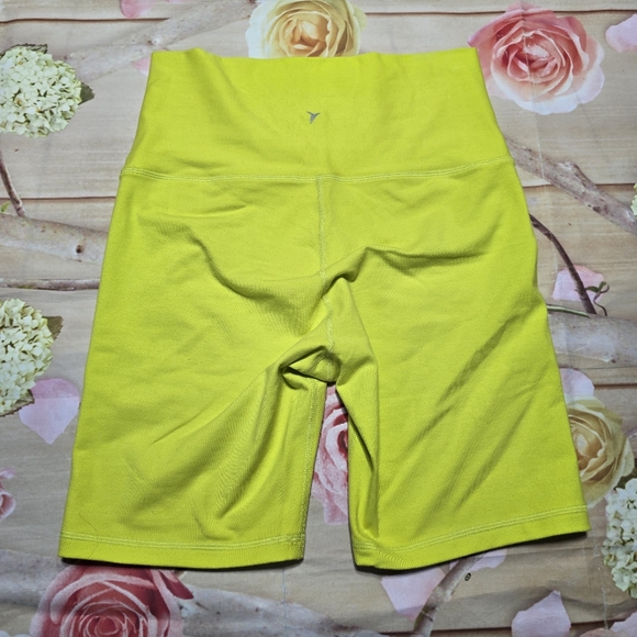 Old Navy lime green shorts - Picture 2 of 5